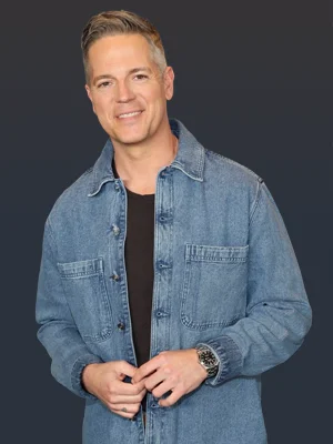 Jason Kennedy headshot